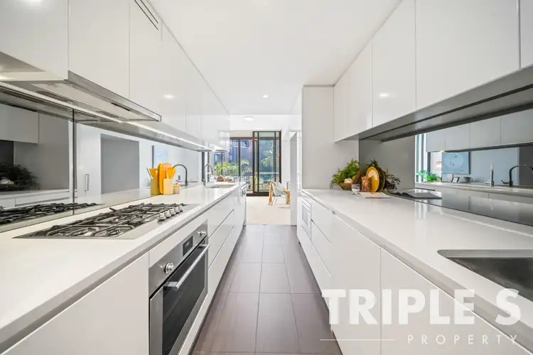 201/55 Hill Road