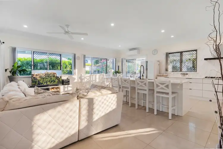 68 Poinsettia Avenue