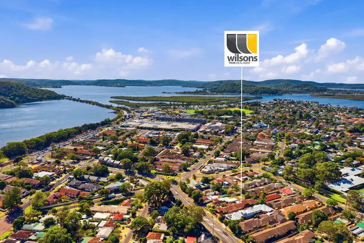 2/20 Ocean Beach Road