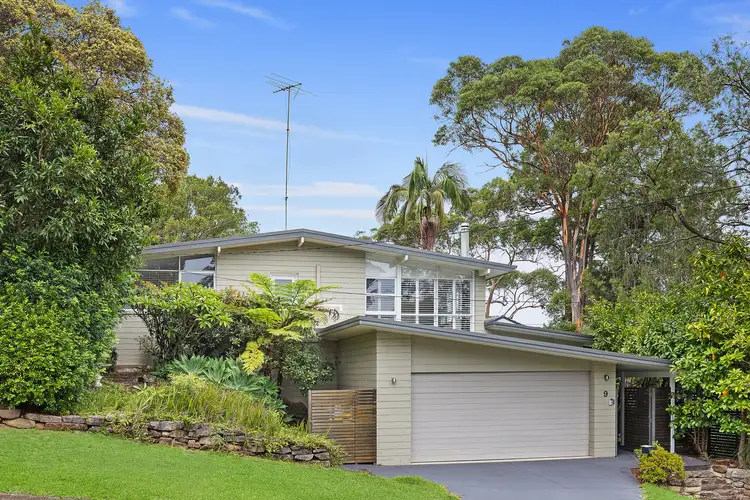 9 Meluca Crescent