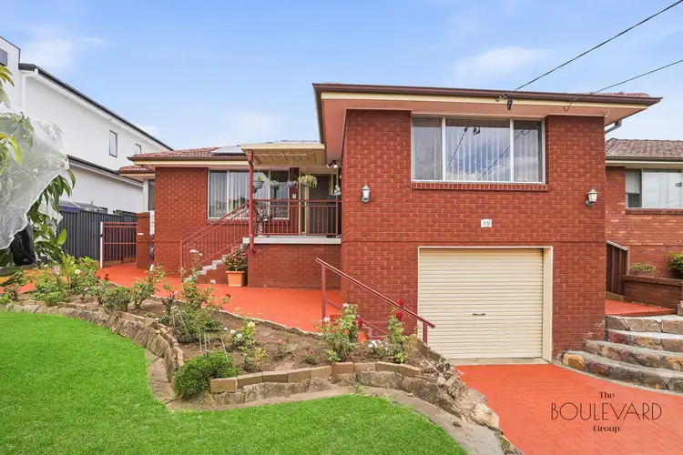 19 Kookaburra Street