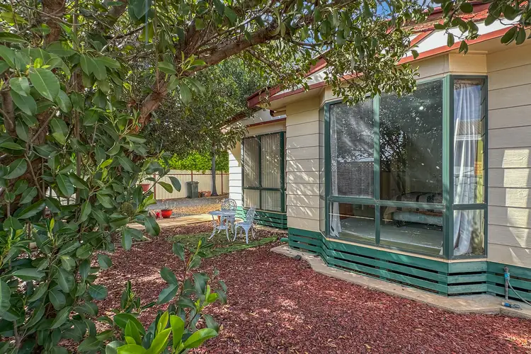6A Becker Street