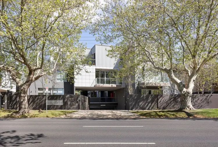 17/496 Dandenong Road