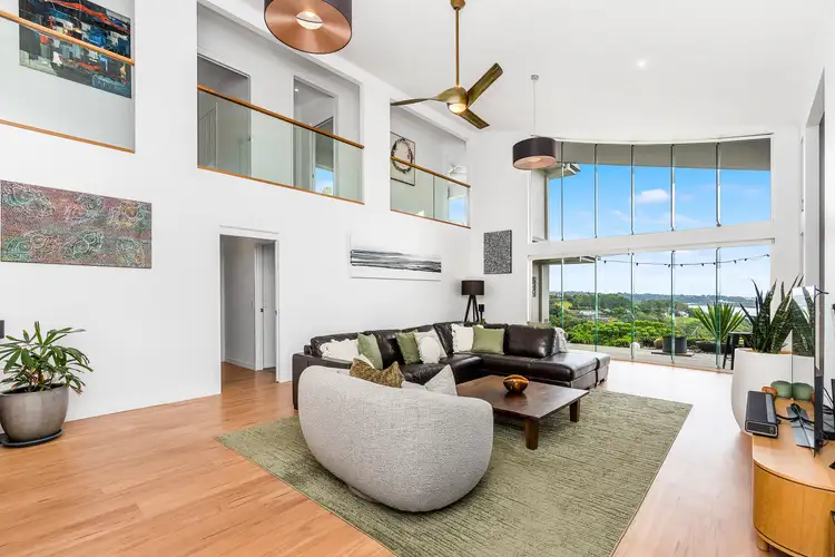 26 Illawong Crescent