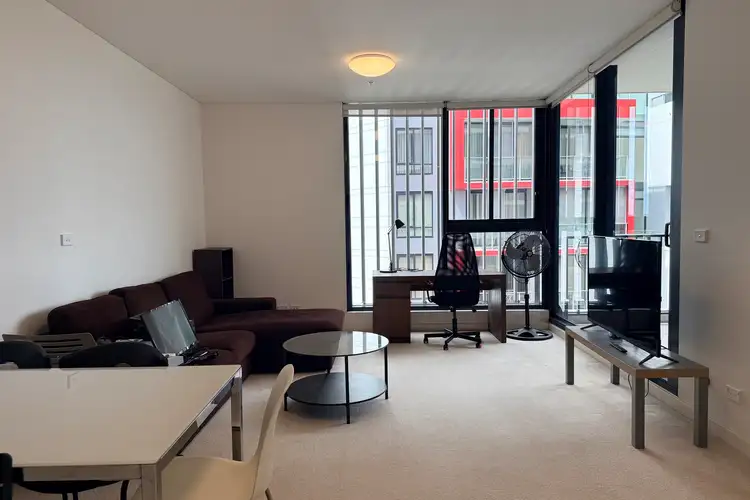 507/5 Brodie Spark Drive