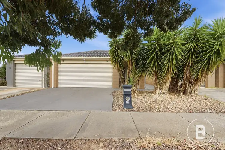 63 Peter Pan Crescent
