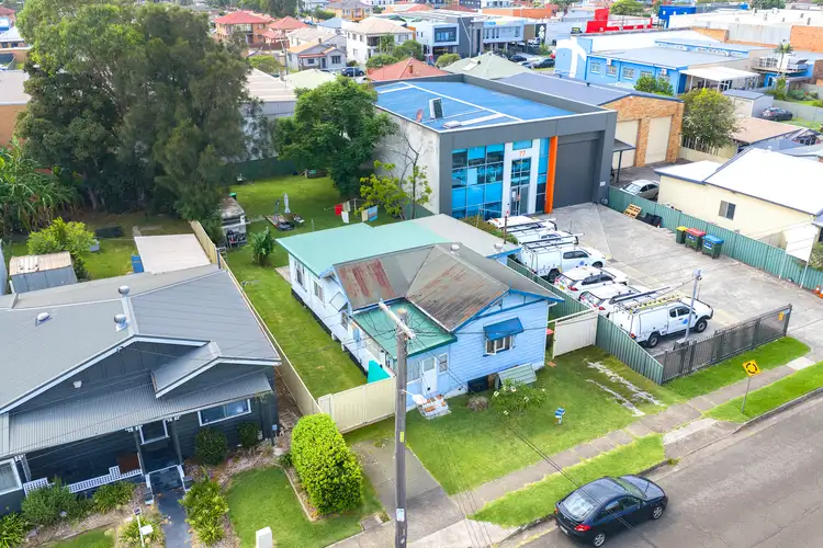 75 Kenny Street