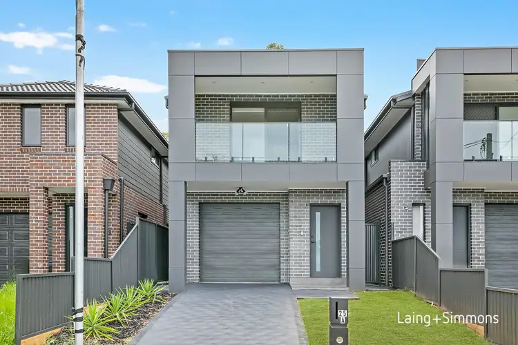 25a Dudley Street