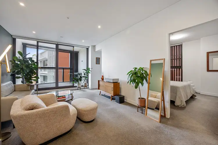 909/6 Ebsworth Street