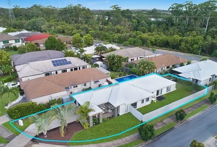 4 Maplespring Street