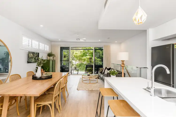 4/51 Dixon Street