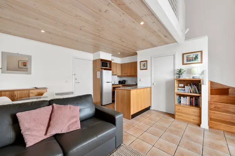 25/22-28 Mountjoy Parade