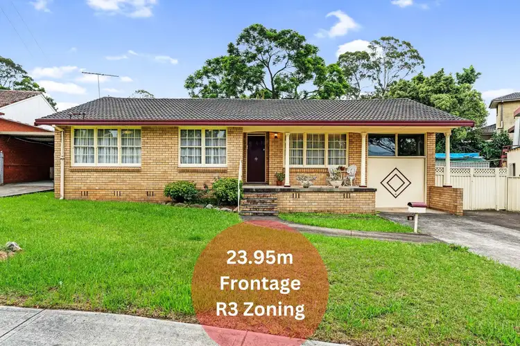 25 Exhibition Parade