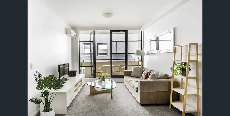 811/26 Napier Street