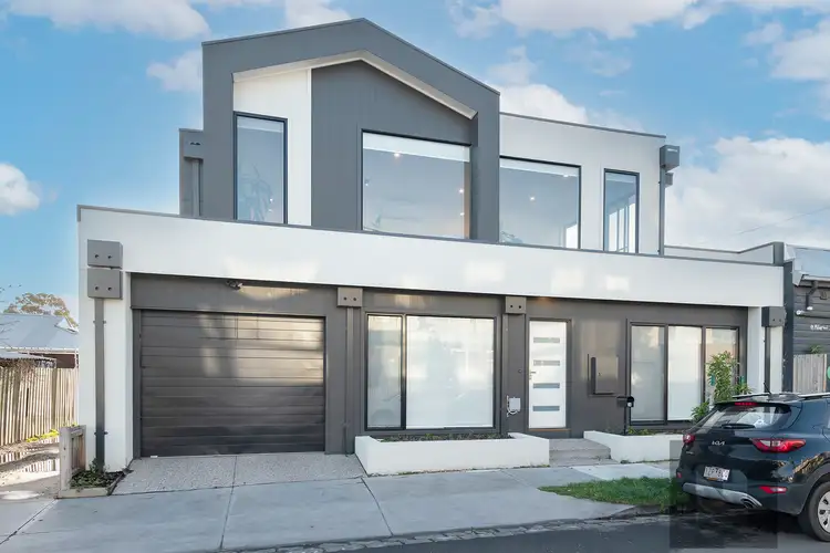 2A Loch Street