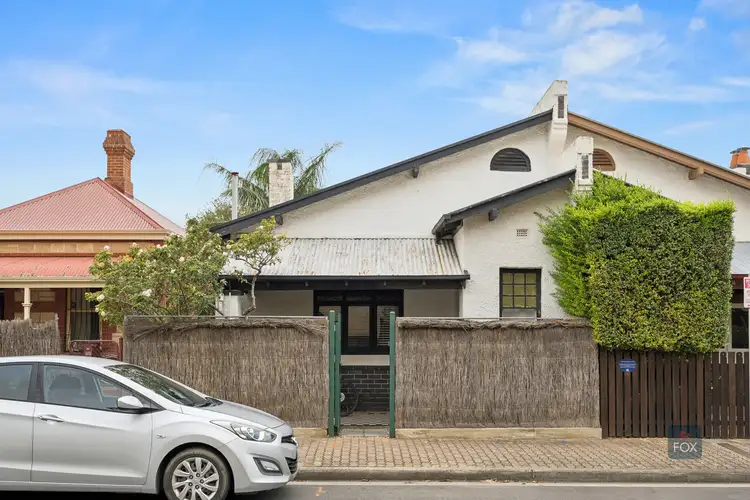 18 Mansfield Street