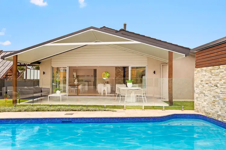 18 Calool Crescent
