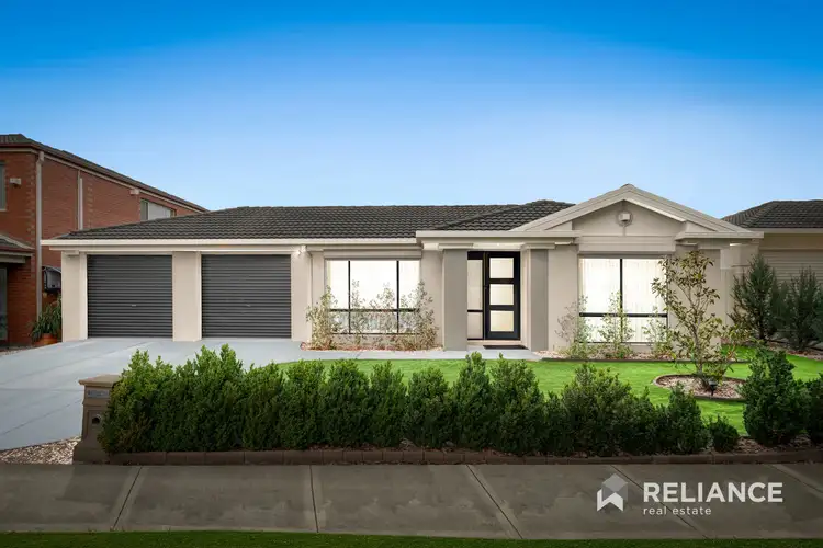 15 Wattle Grove
