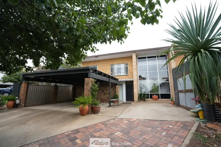 27 Ortella Street