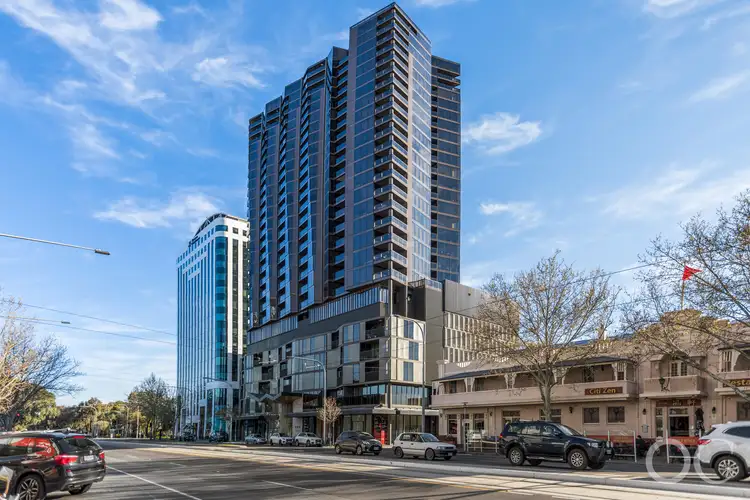 2104/421 King William Street