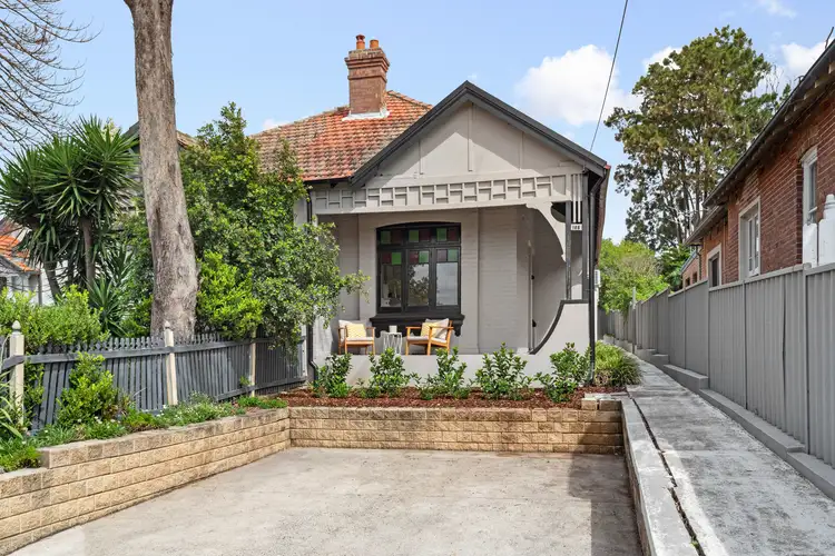 166 Croydon Road
