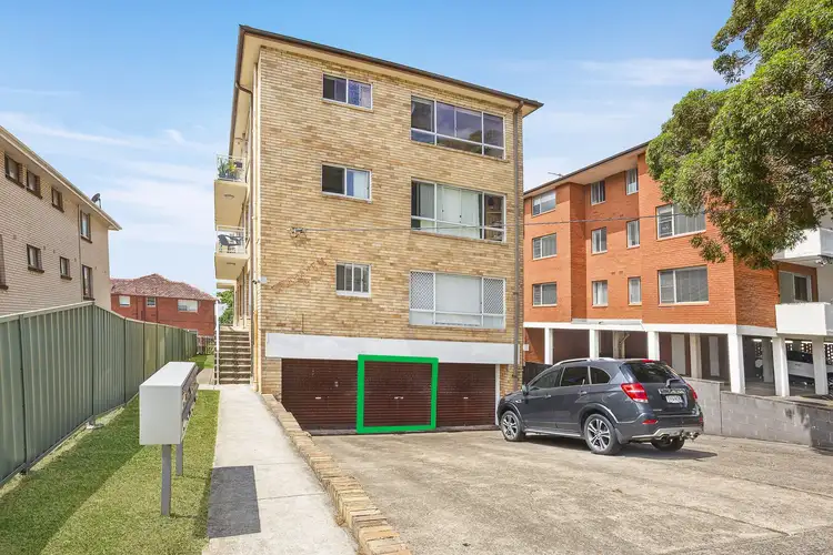 2/36 Seaview Street