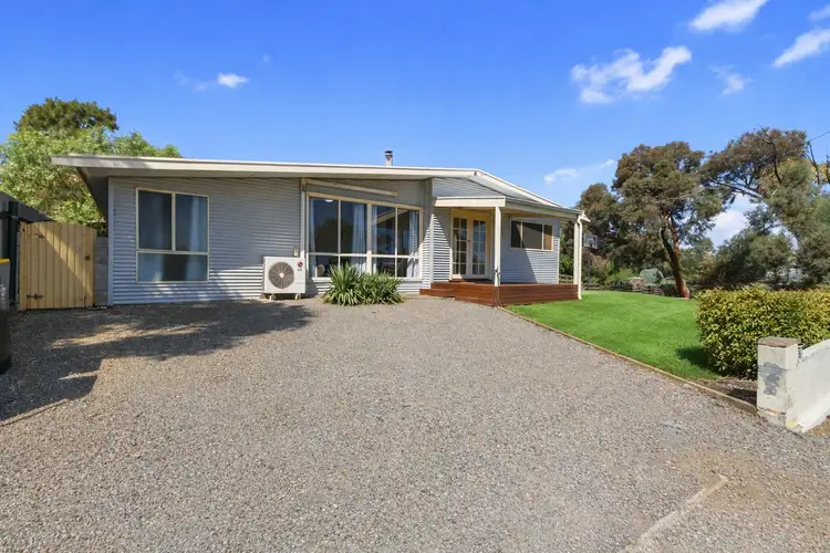 15 Lelante Street