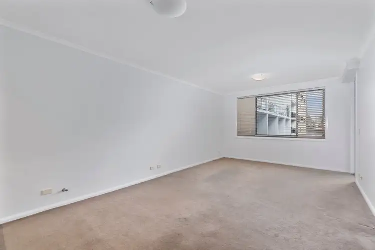 102/25-33 Allen Street