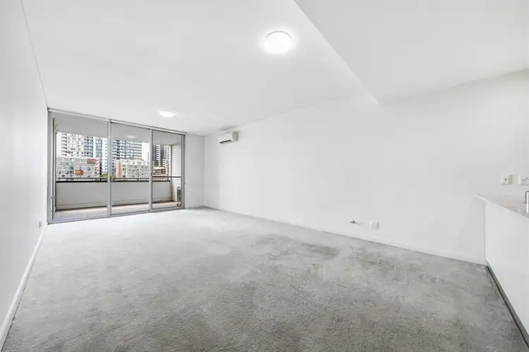 405/8 Nuvolari Place