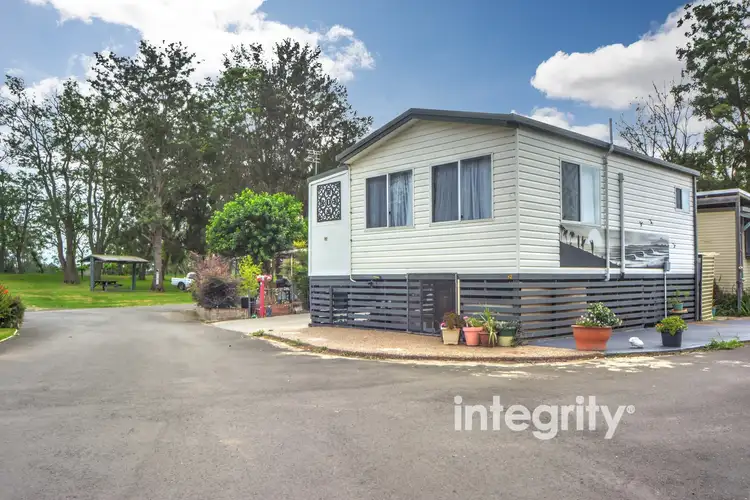 92/17 Terara Road