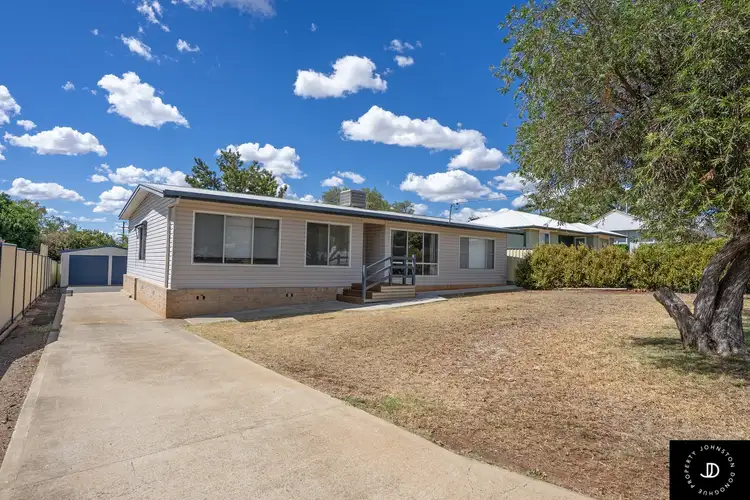 40 Walter Rodd Street