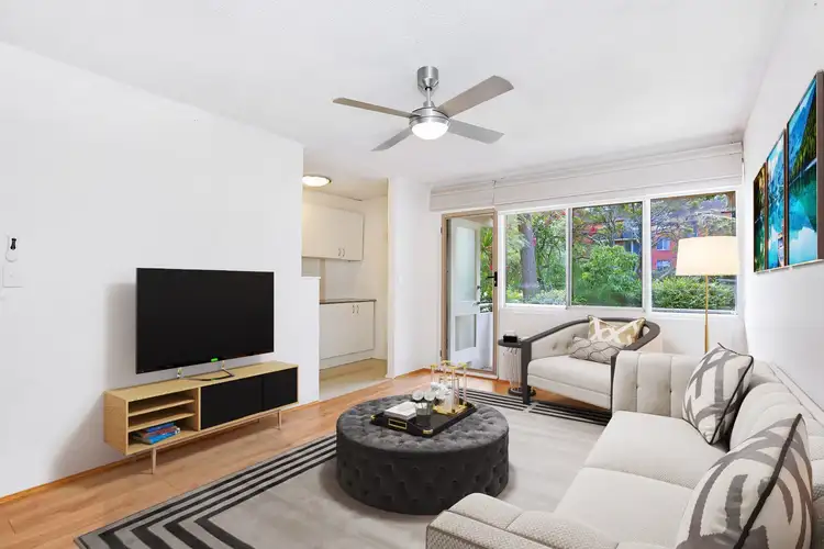 13/52 Meadow Crescent