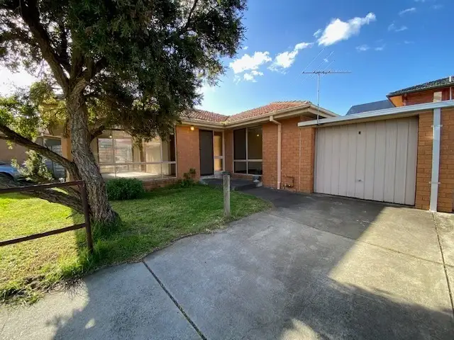 8/2 Cunningham Place