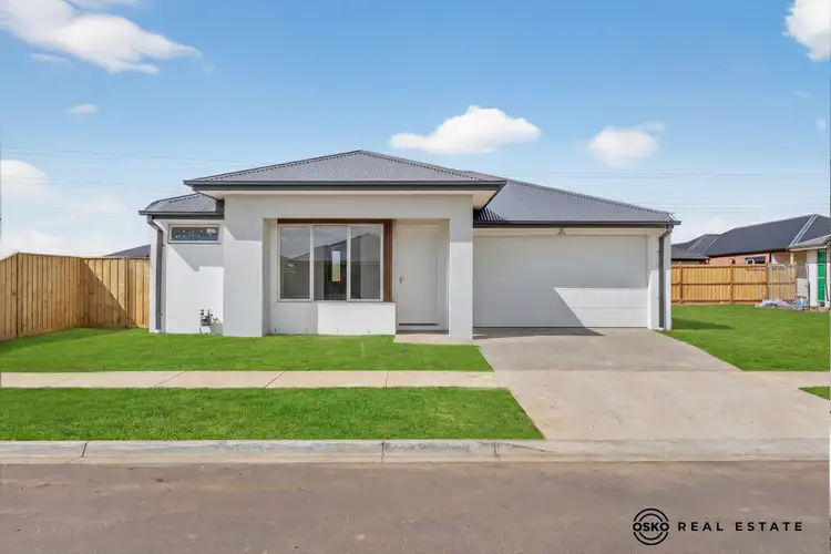 52 Wharfdale Crescent