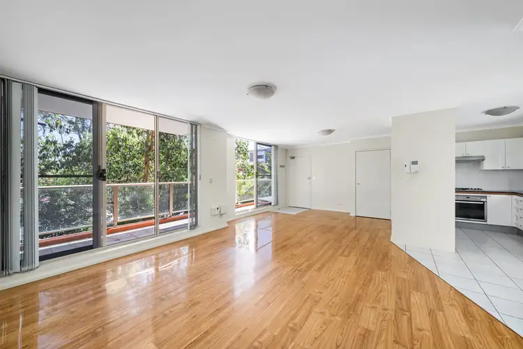 203/14-16 Station Street