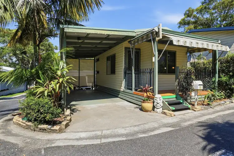 17/7 Sawtell Road