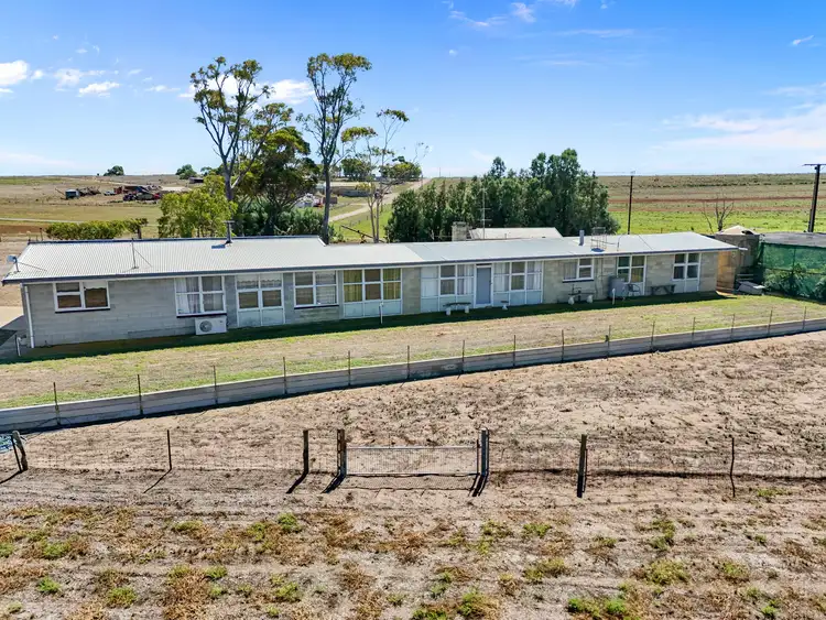 77 Obst Road