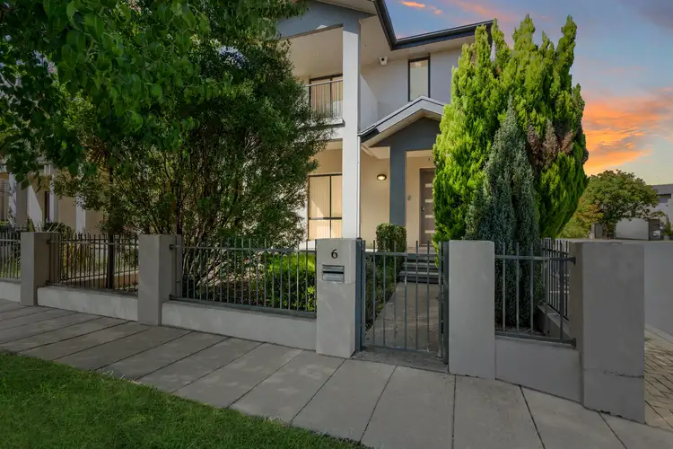 6 Wombeyan Street