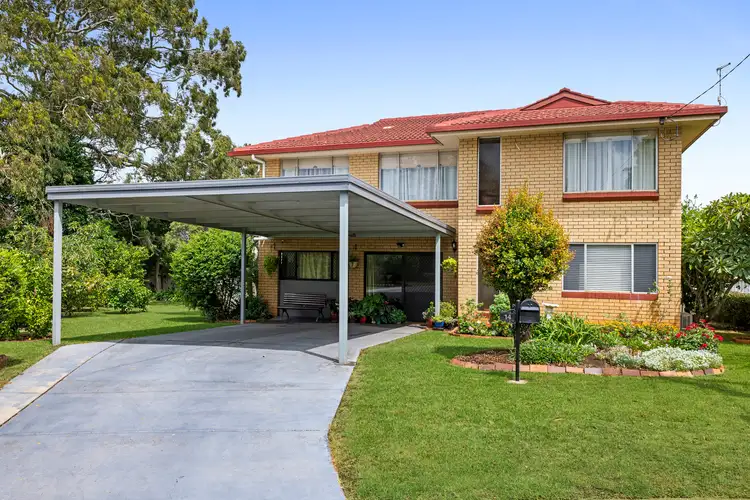 14 Lyndhurst Court