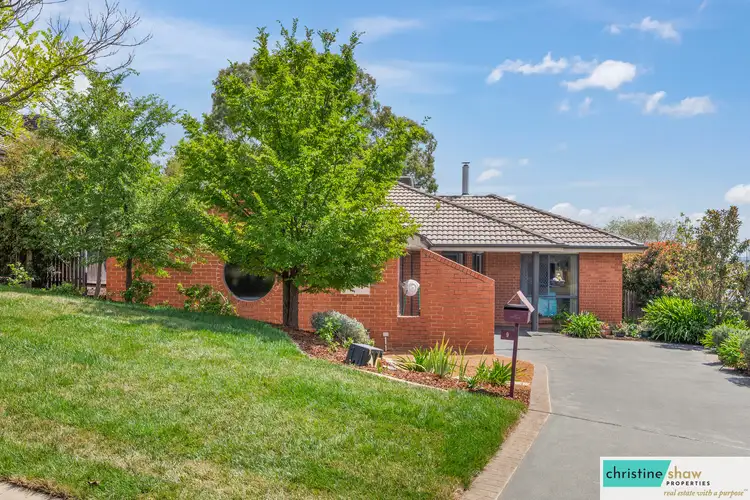 9 Magnolia Close