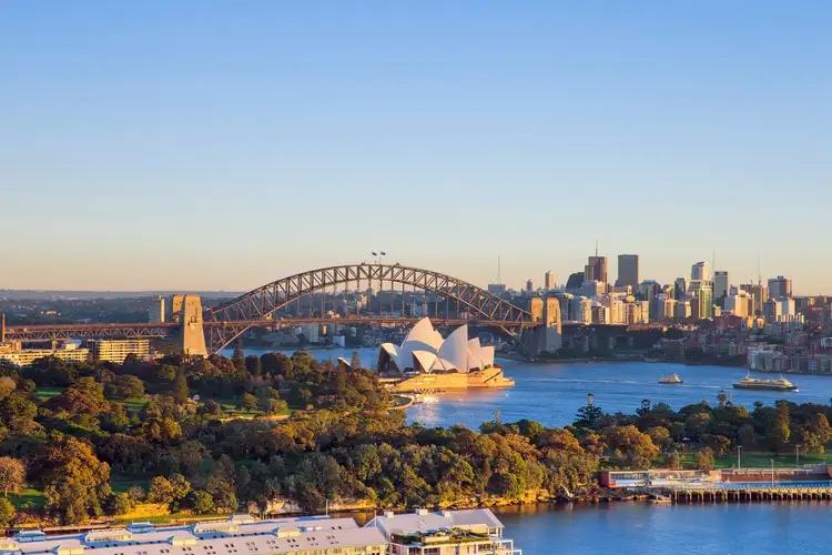 1601/7 Rockwall Crescent