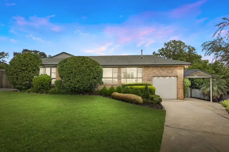 16 Leonard Close