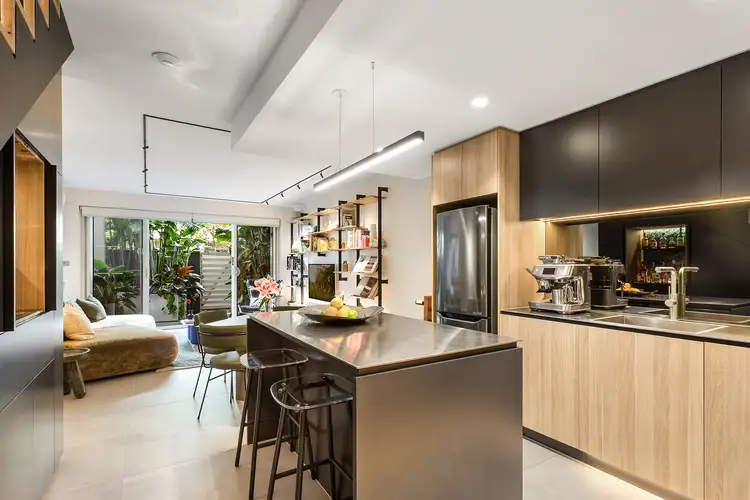 21/25 Birmingham Street