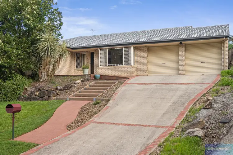 16 Mulligan Way