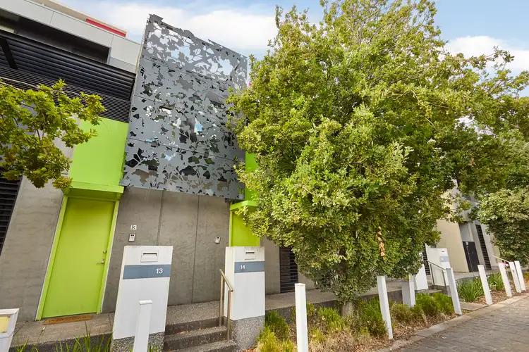 14/14 Burnley Street