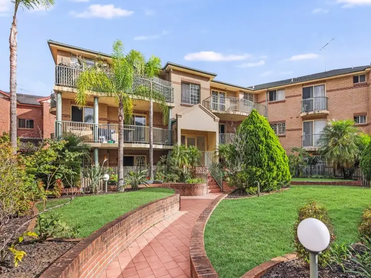 10/158-160 Harrow Road