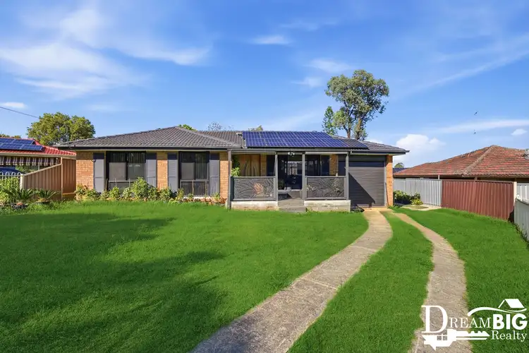 11&11A Walshe Grove