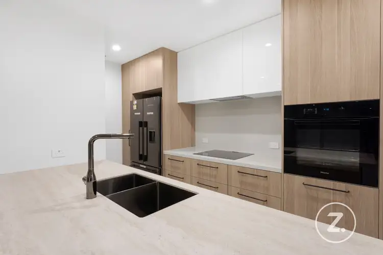 103/590 Camberwell Road