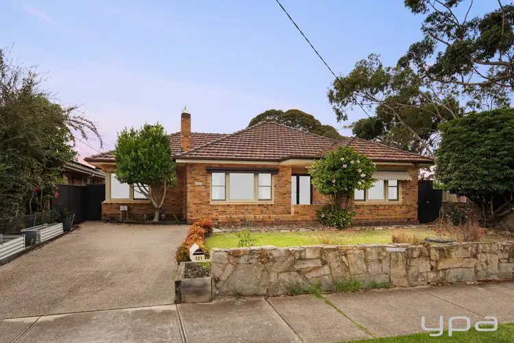 121 Werribee Street North