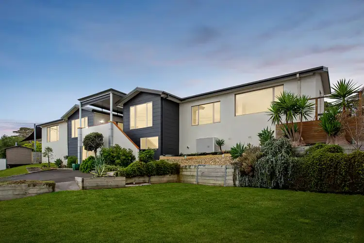 8 Ellerina Road